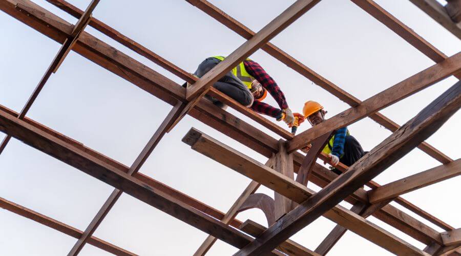 Professional gutter cleaning services in Valley Park, MS